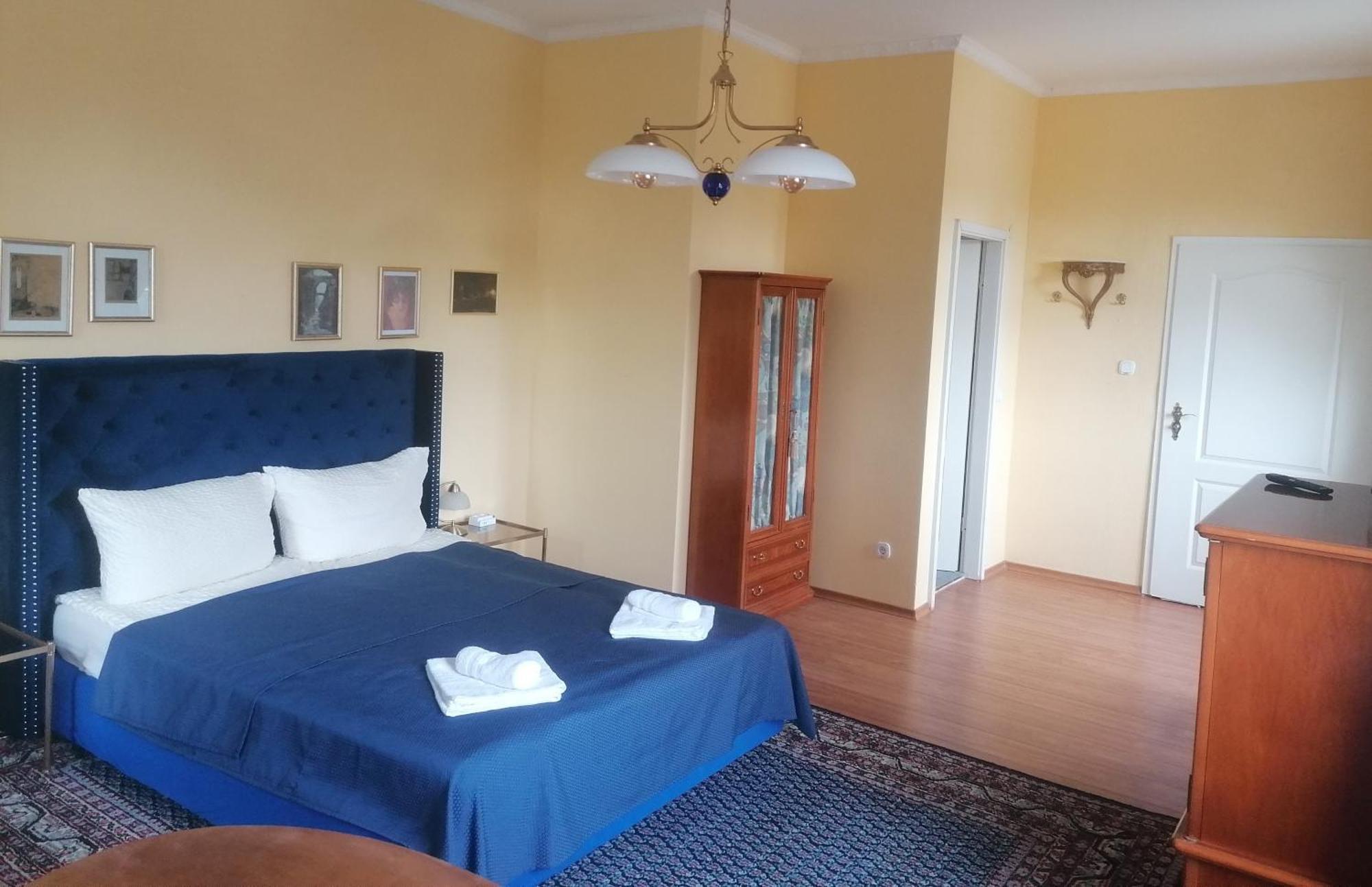Gutshof Kehnert - Pension & Ferienwohnungen Kamer foto